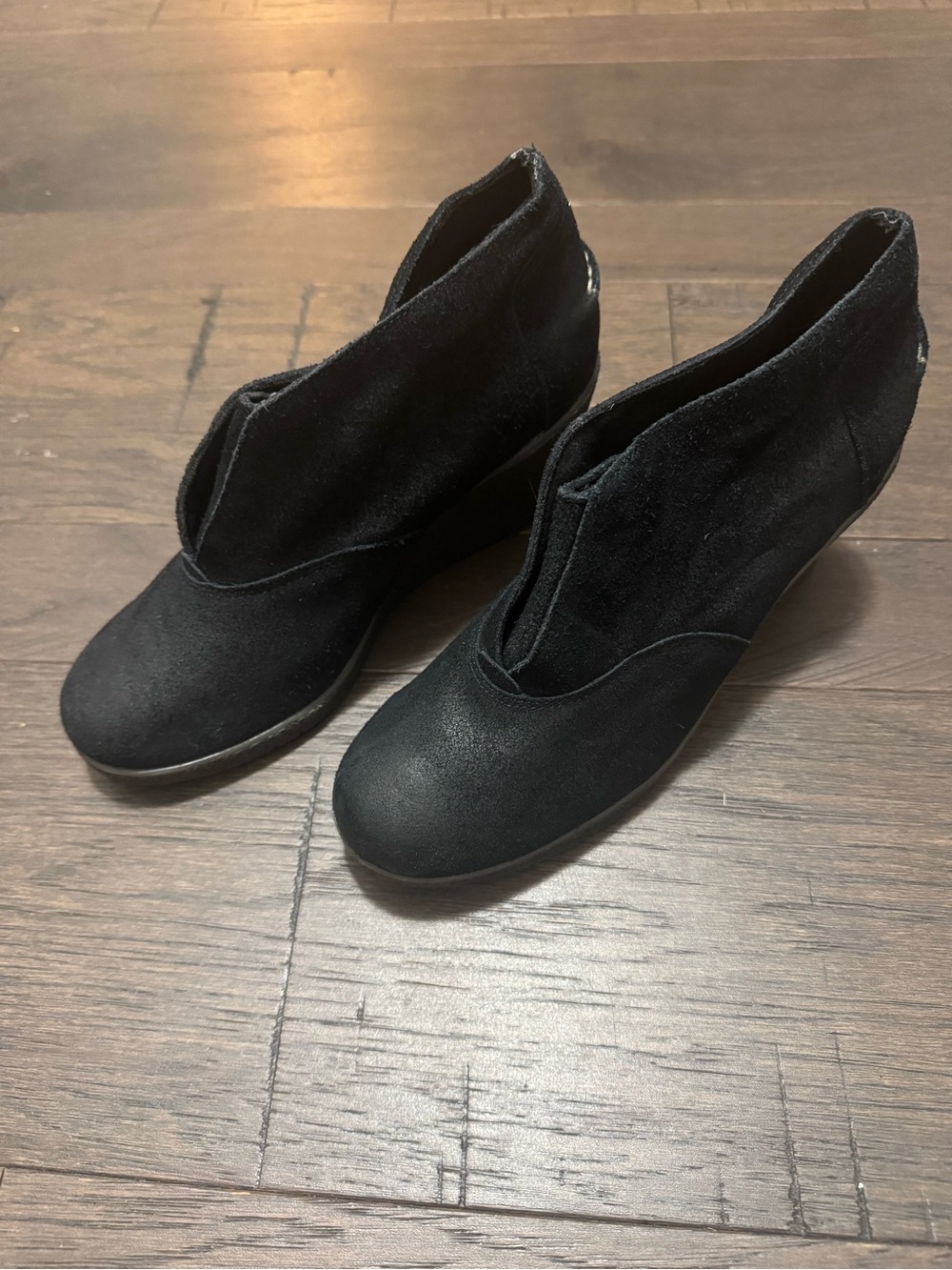 Sperry Black Suede Wedge Ankle Boots
